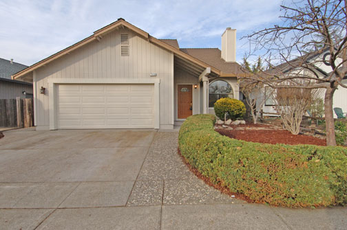 1519 Amanda Place