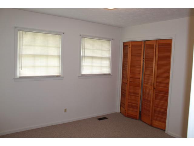 10 Gilmer Road