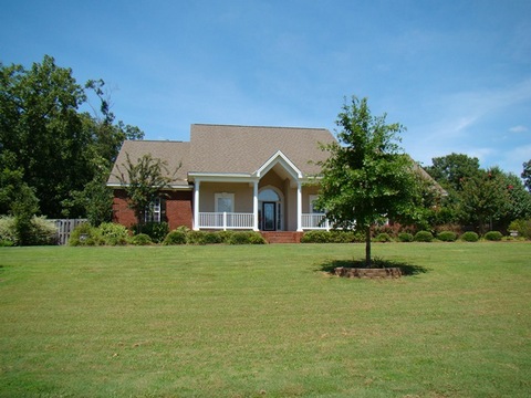 1608 Clear Creek Dr.