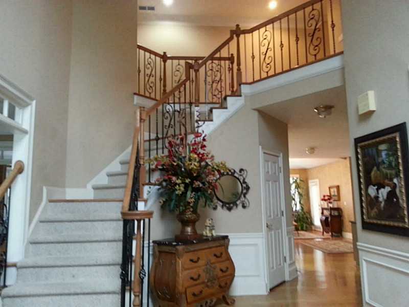 430 Lazy Wind Lane
