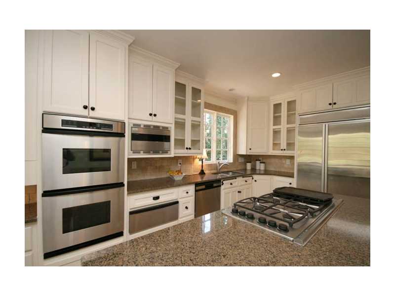132 Rumson Road Ne
