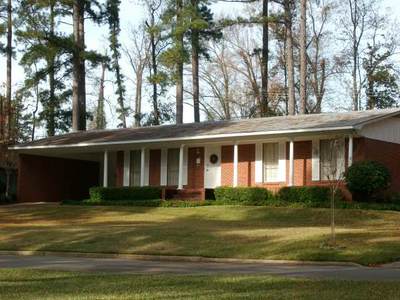 1104 Brookwood