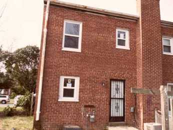 1253 Booker Terr