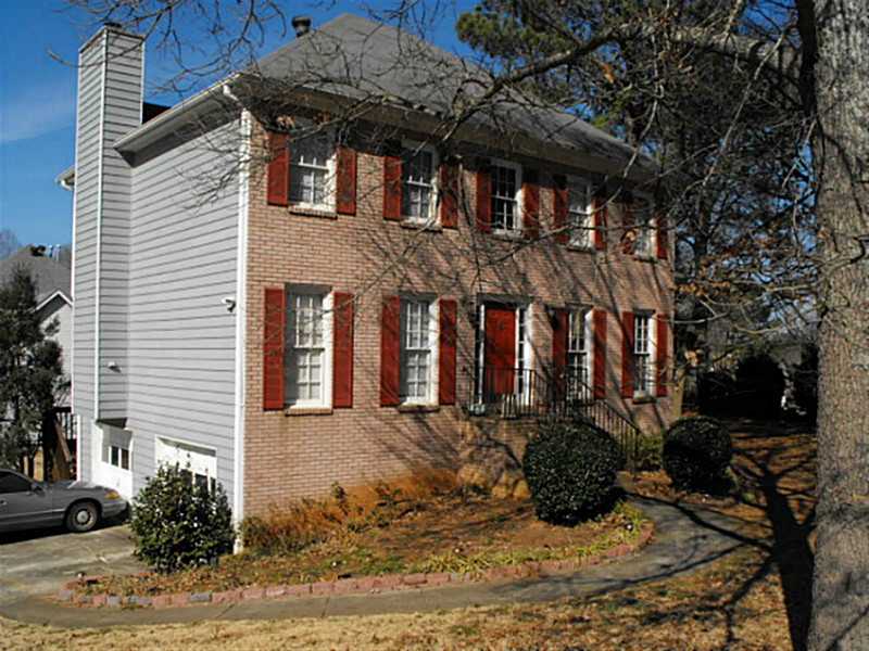2100 November Court Nw