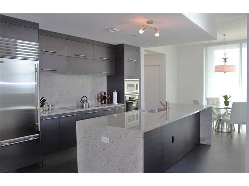 900 BISCAYNE BL # 5612
