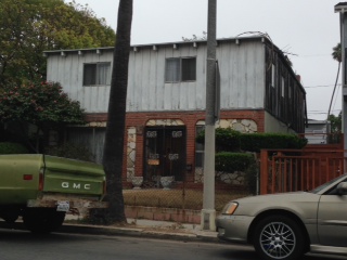 822 California Ave.