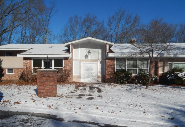 4 Woodhaven Dr