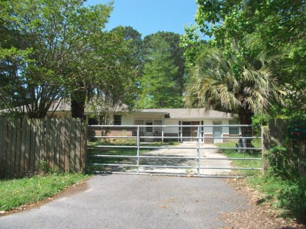 637 Cashew St