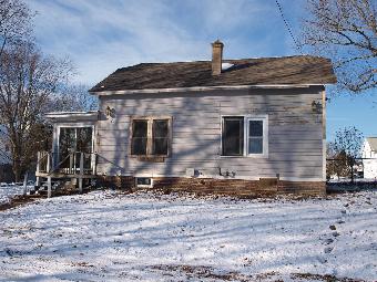 139 E Main St