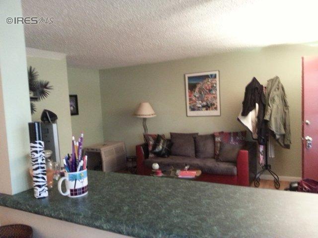 1349 Race St 7