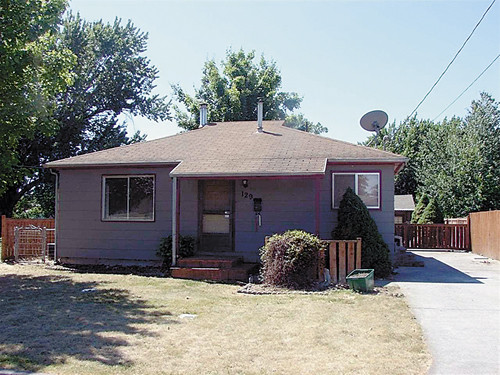 129 Kenneth ST