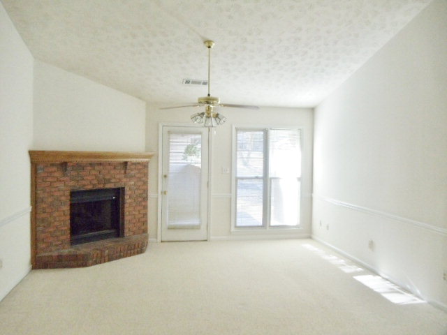 4513 SILVER LAKE DR