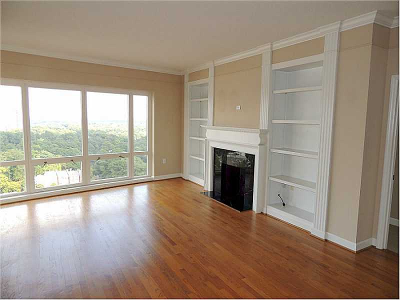 Unit 2060 - 3475 Oak Valley Road