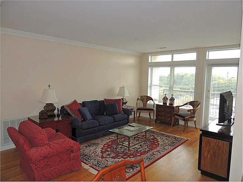 Unit 906 - 3334 Peachtree Road Ne
