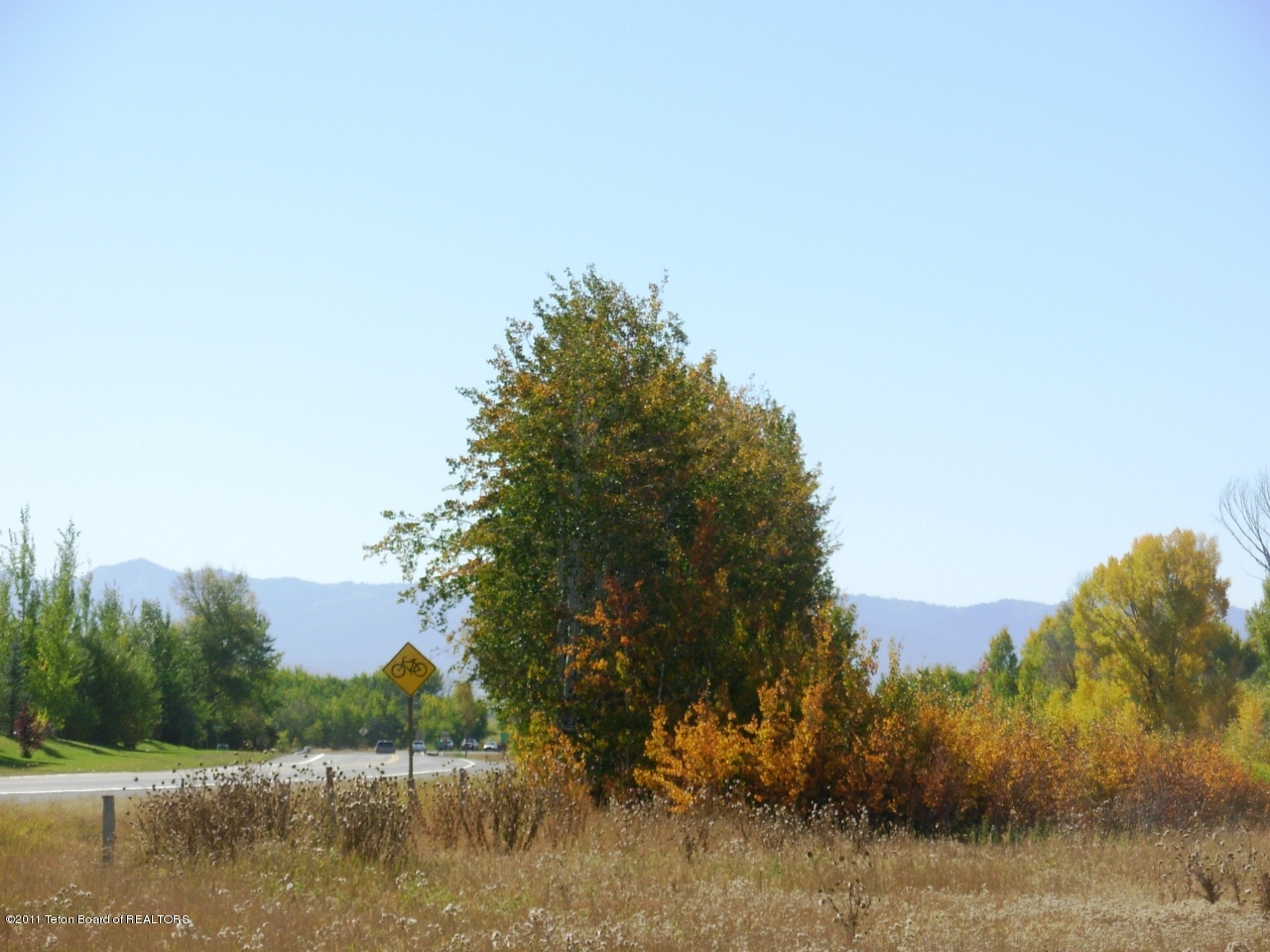 33 S HIGHWAY 33
