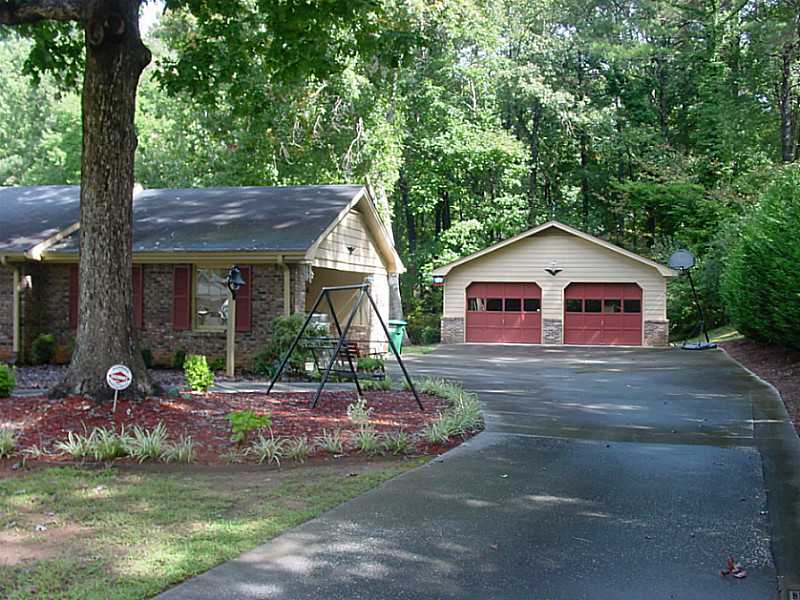 5043 Fox Forest Circle