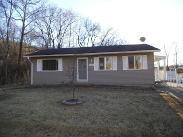 27 Valley Dell Dr