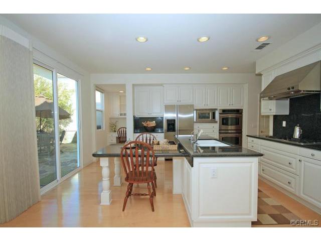 1333 Nicolas Wy