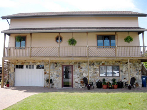 414 VICTORIA RD
