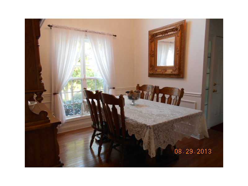106 Oak Hill Place