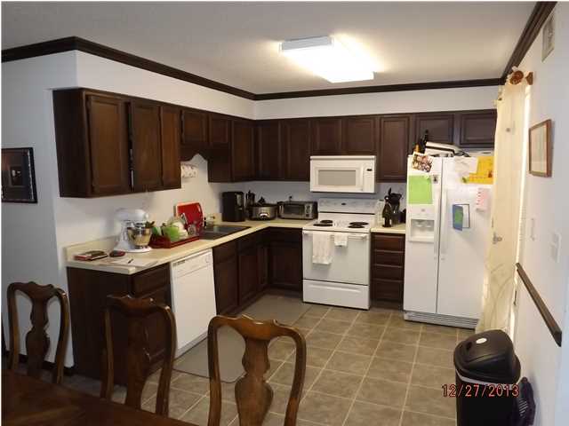 112 4TH AVE 112