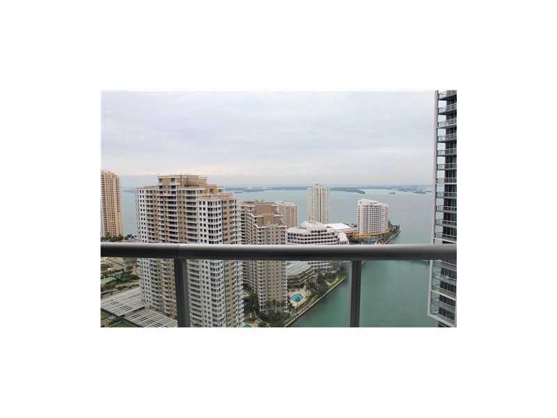 475 BRICKELL AV # 3207