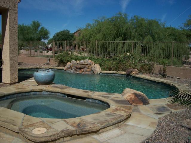 5042 S Peachwood Dr