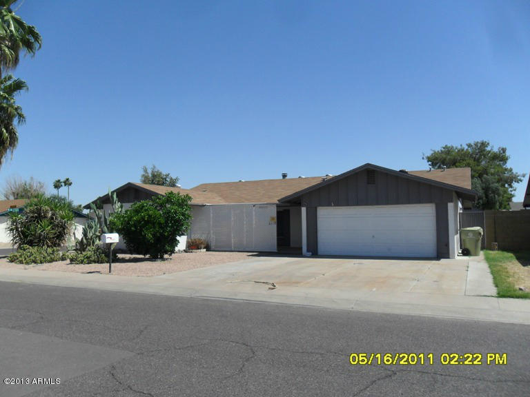 4803 W Gardenia Ave
