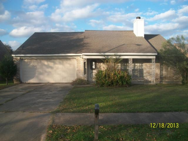 12318 Flaxen Dr