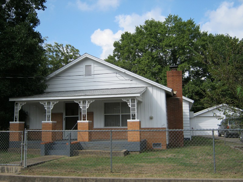 1109 Jackson St.