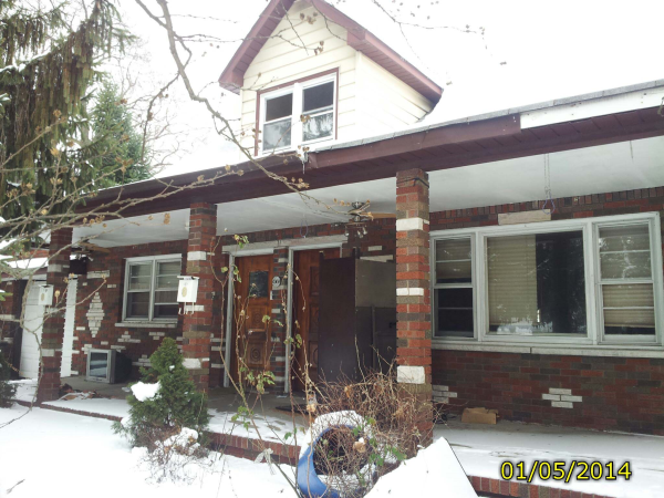 298-300 Linwood Ave
