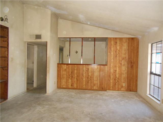 805 Llano Trl