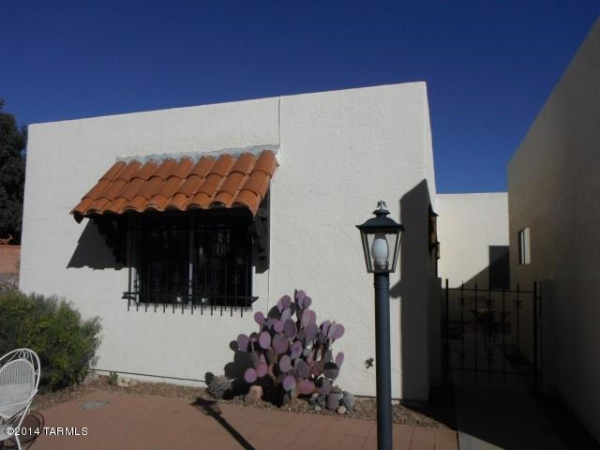 624 W Paseo del Prado