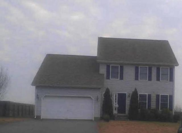 125 Mystic Ln