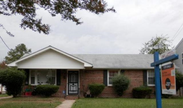 808 Johnstons Road