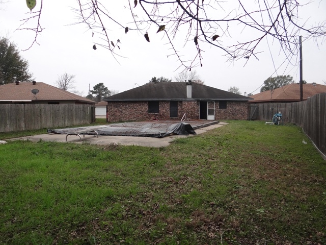2325 Monica St