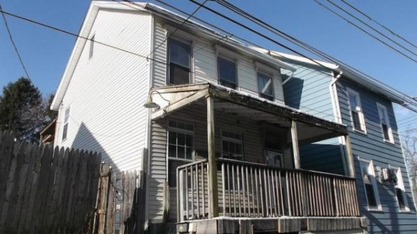 31 South Raspberry Street