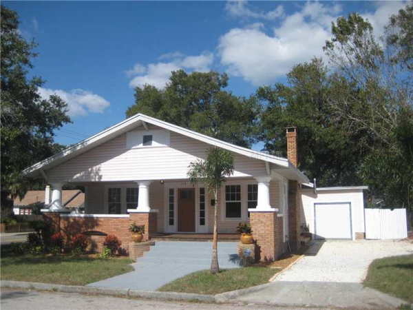 419 W PARK AVE