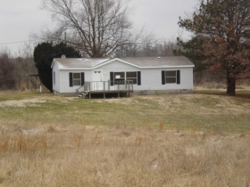 1529 Highway 416 E