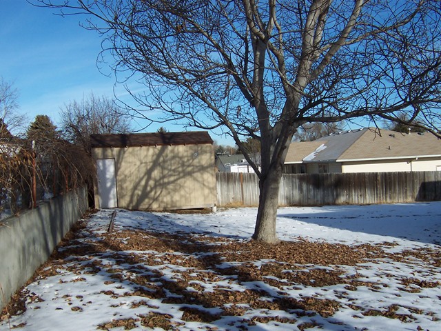 2216 Brookside Drive