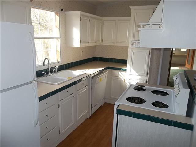 9575 Cypress Trce