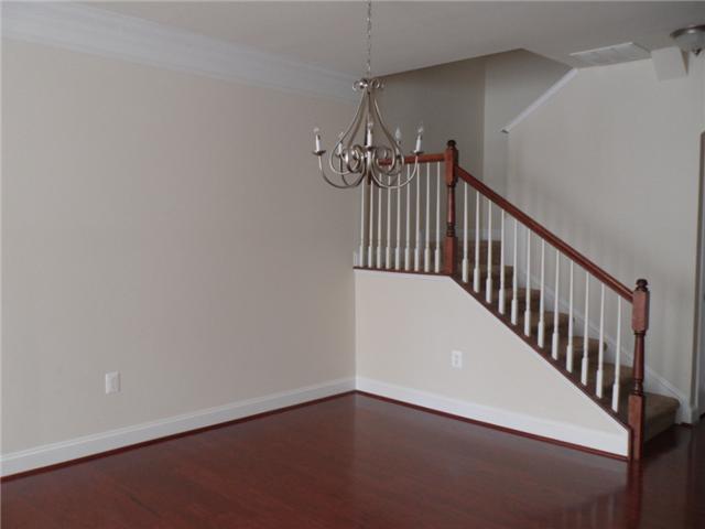 2282 Merseyside Dr - #102