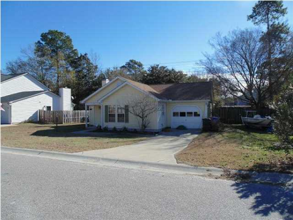 2076 PRESIDIO DR