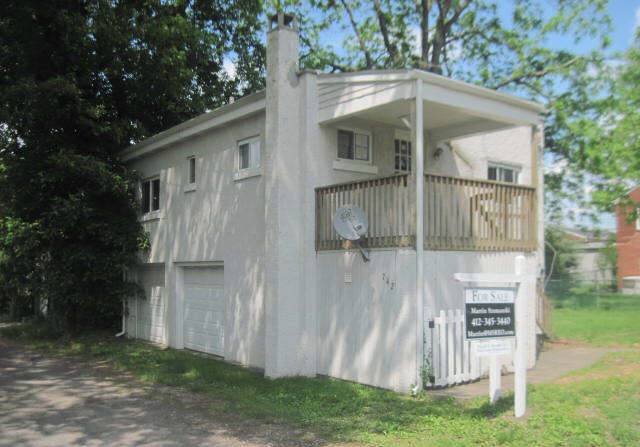 742 3rd Avenue Rear