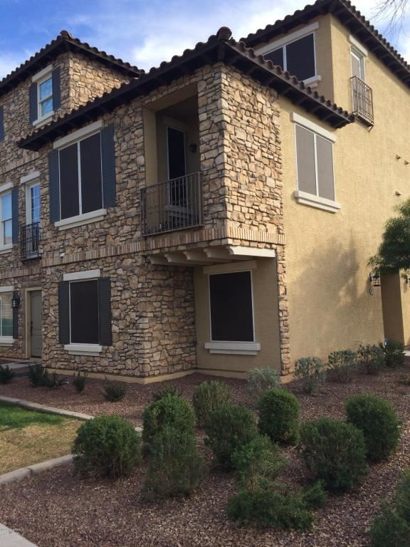 3618 E Leslie Drive