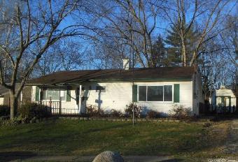 9629 Cedarhurst Dr