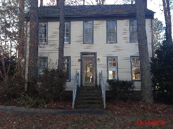 3300 Gatcombe Pl