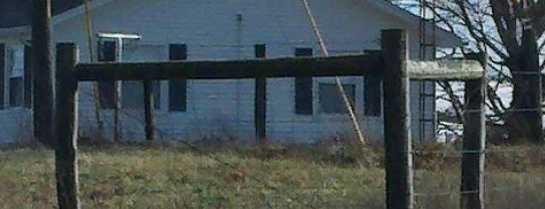 400 Combs Blvd