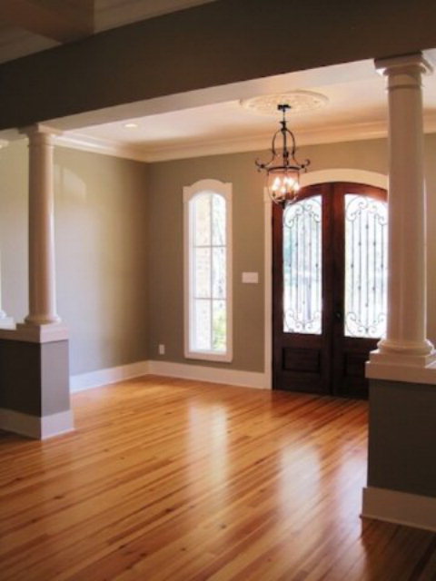 617 Falling Water Blvd