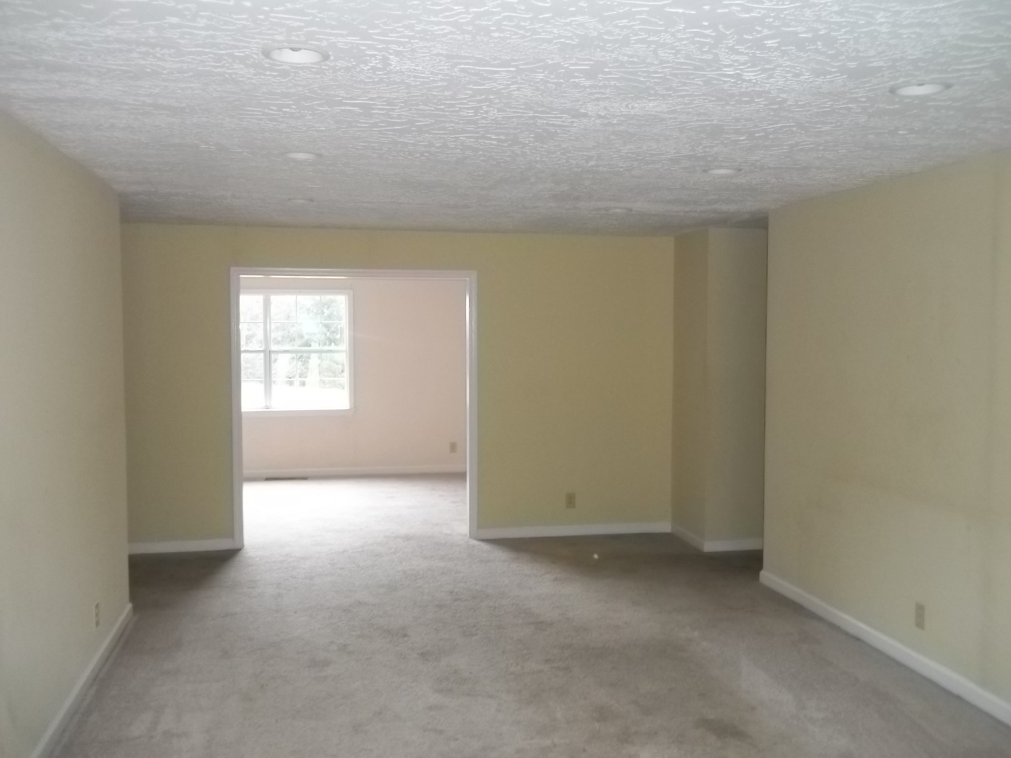 600 Holt Rd